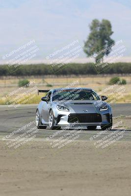 media/Sep-14-2025-Speed Ventures (Sun) [[b2951cd086]]/Red/Session 2 (Grapevine)/